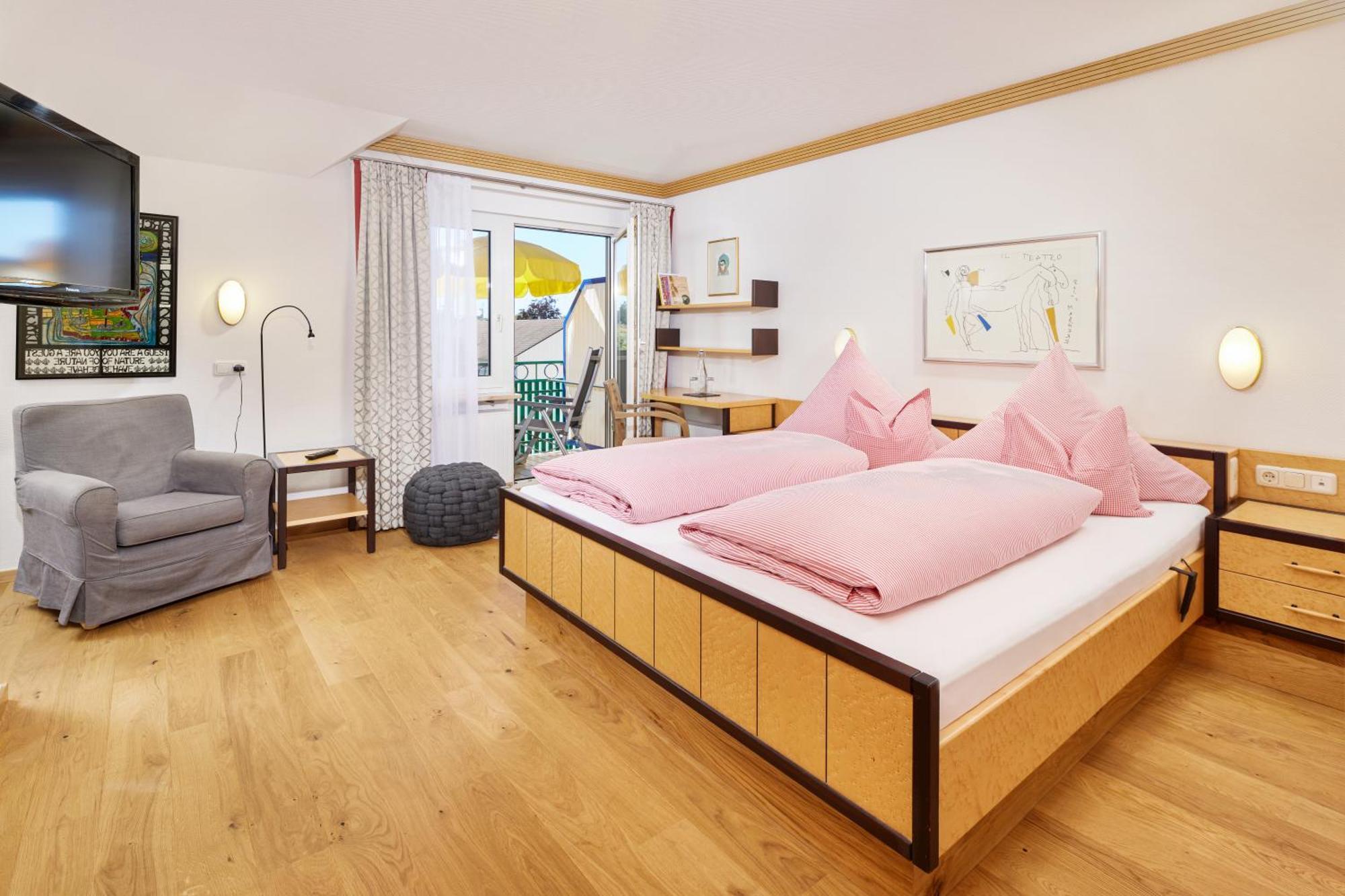 Kneipp- Und Wellvitalhotel Edelweiss Bad Worishofen Bagian luar foto