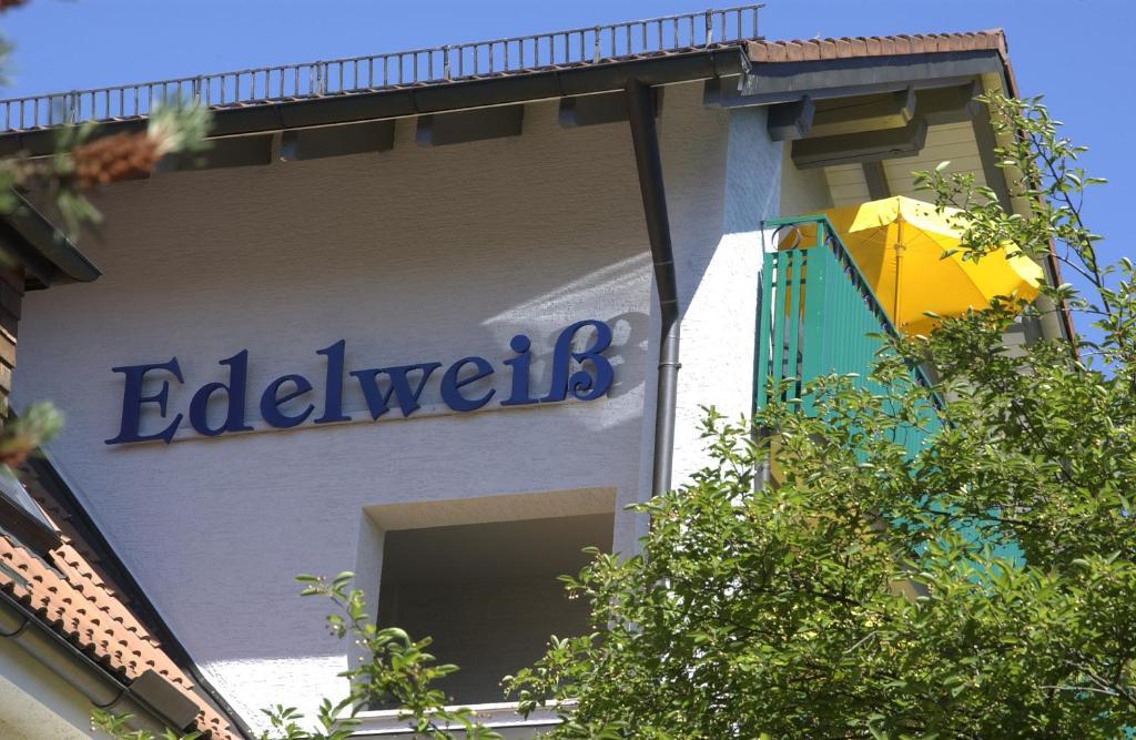 Kneipp- Und Wellvitalhotel Edelweiss Bad Worishofen Ruang foto